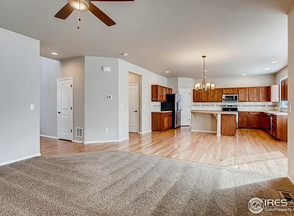 5th image of 373 Mount Bross Ave