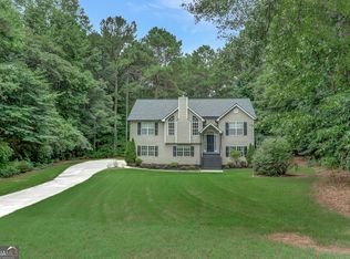 35 Applewood Ct, Newnan, GA 30263