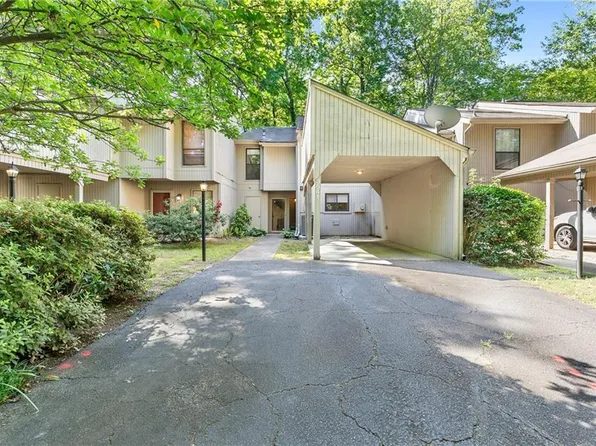 3541 Brookwood Ct, Peachtree Corners, GA 30092