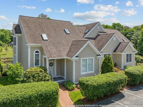 16 Quinns Way, Mashpee, MA 02649