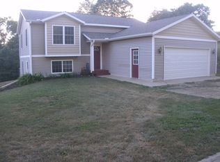 5891 Whites Bridge Rd, Belding, MI 48809