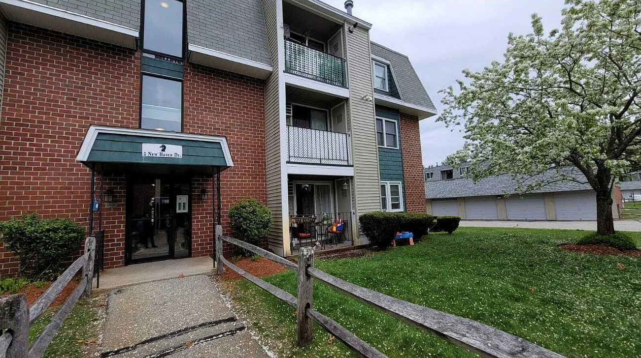 2 New Haven Dr — Photo 1