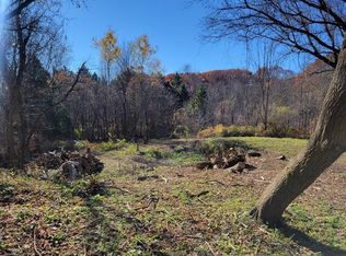 3910-10 Mile Rd NE, Rockford, MI 49341