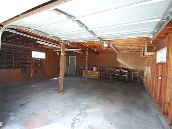 5th image of 311 E Highland Ave