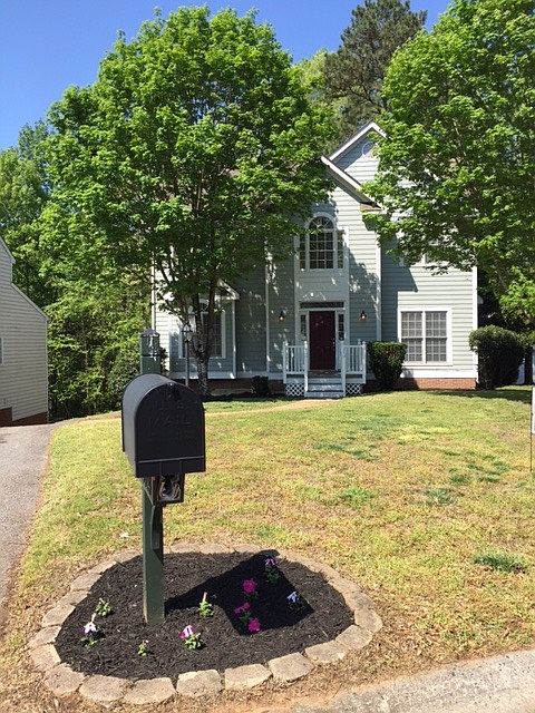 Big Front Yard with New Mulch!