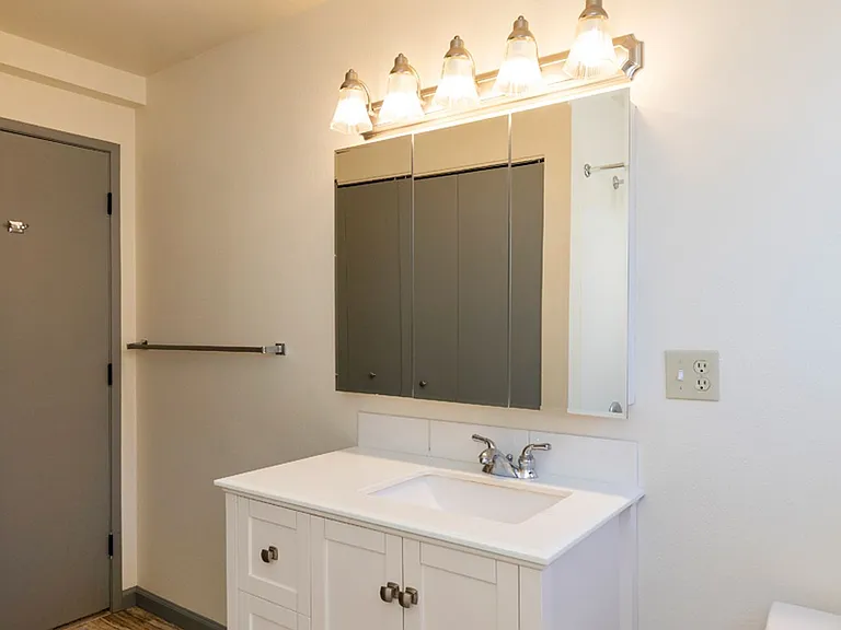 6549 California Ave SW — Photo 14