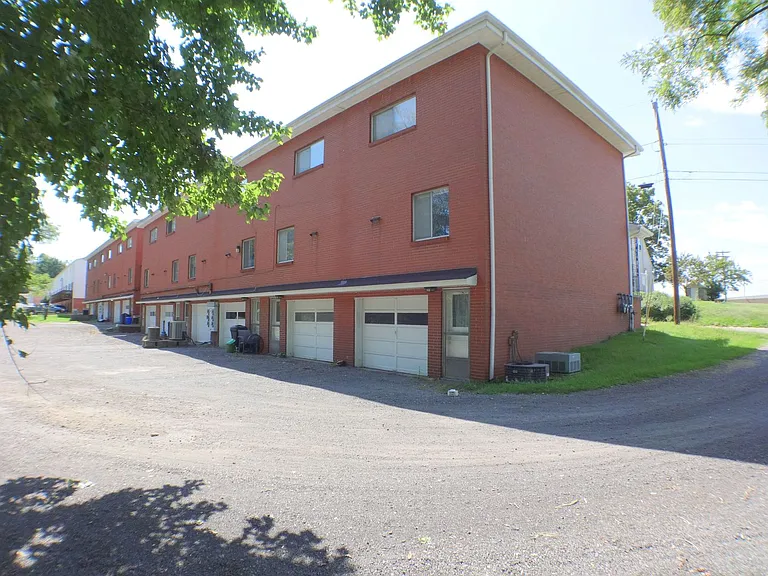 101--123 Estes Ave — Photo 3