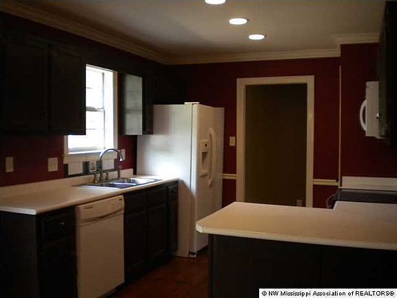 5th image of 4040 Bienville