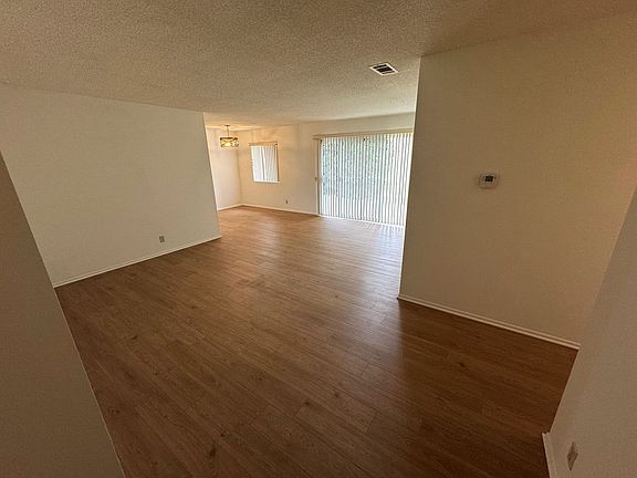 3rd image of 703 Bismark Ave