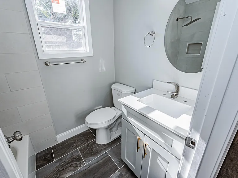 3122 2nd Ave — Photo 30