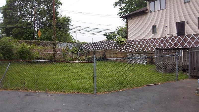 2nd image of 369 Delawanna Ave