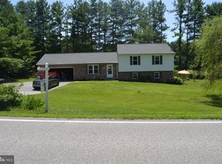 1040 Stephen Reid Dr, Huntingtown, MD 20639