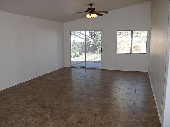 2nd image of 2058 W Cholla Vista Dr