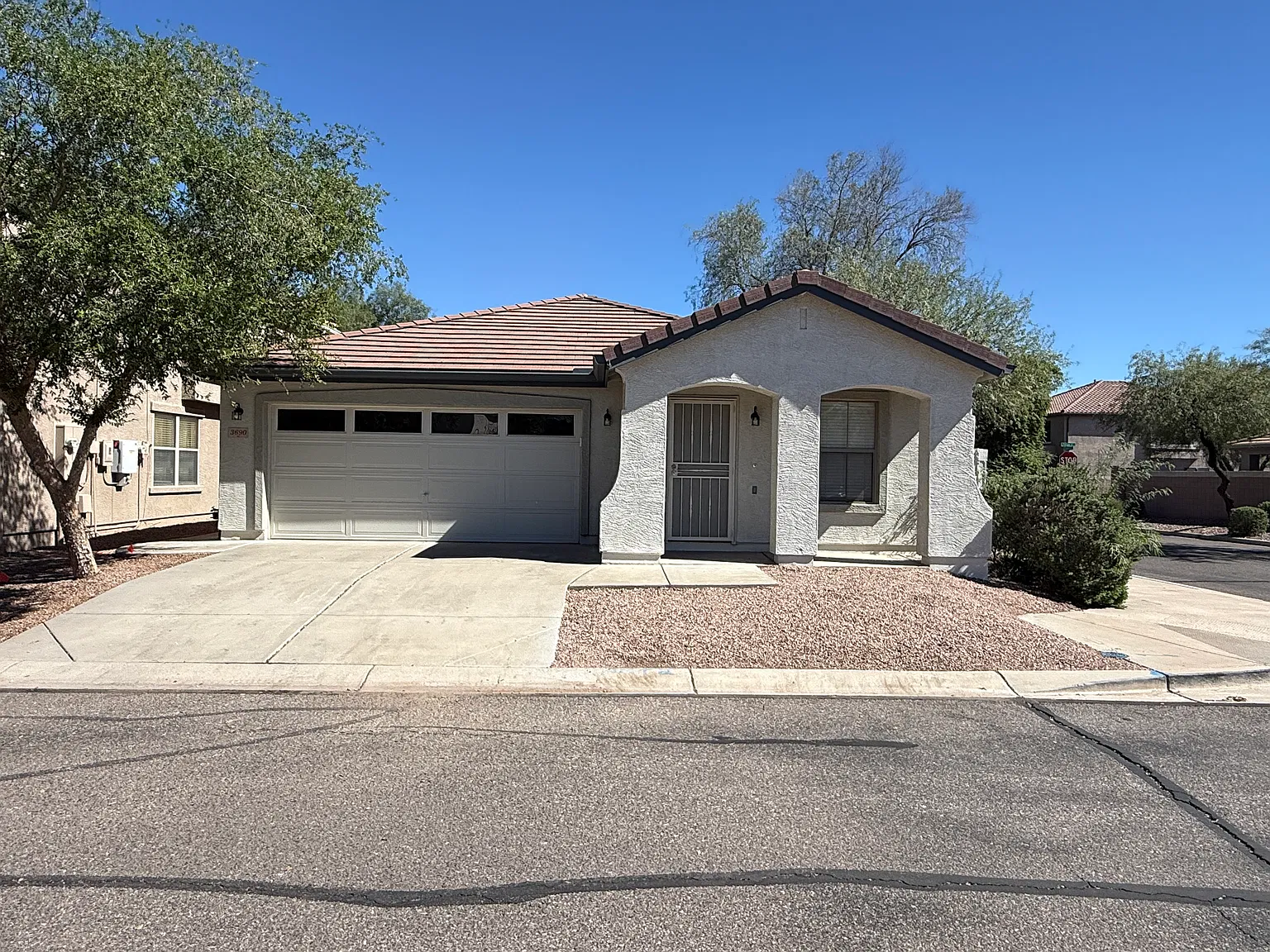 3 bed, 1357 sqft, $2,300 — Photo 1