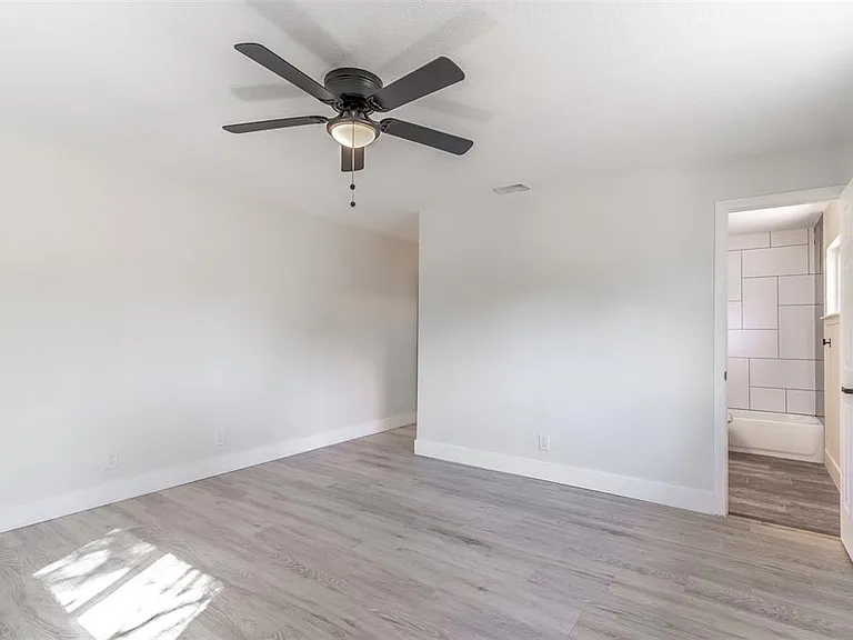 16880 SE 63rd Ln — Photo 30