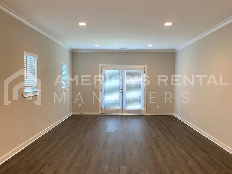 224 Creek Run Way — Photo 4