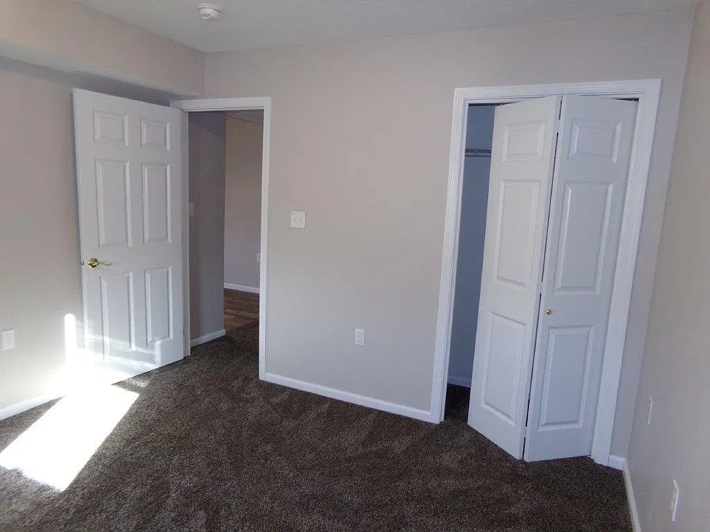 2 bed, 792 sqft, $683 — Photo 2