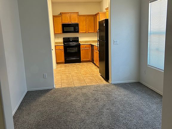 3rd image of 17763 W Banff Ln