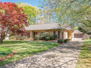5009 Sharon View Rd, Charlotte, NC 28226