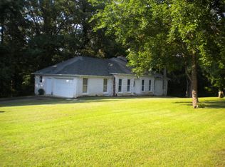 139 Wyly Pl, Camden, TN 38320