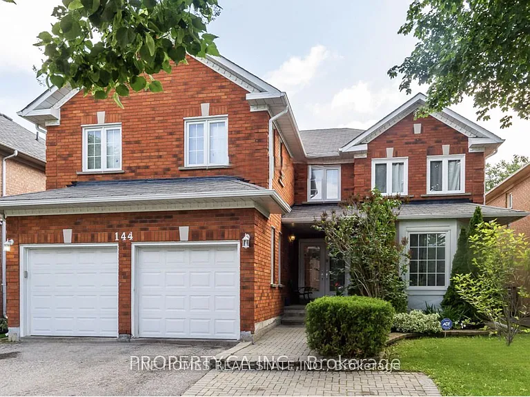 144 Rockwood Cres #LOWER — Photo 1