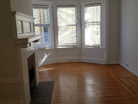 3rd image of 1302 Taylor St #U10
