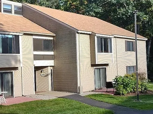 16 Thayer Pond Dr #16 — Photo 12