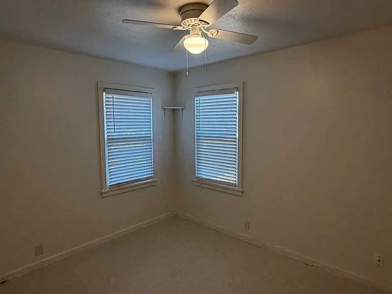 1339 S Liberty St — Photo 10