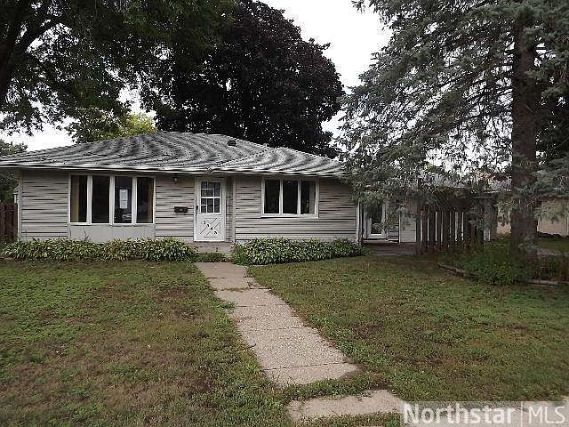 1st image of 1543 York Ave