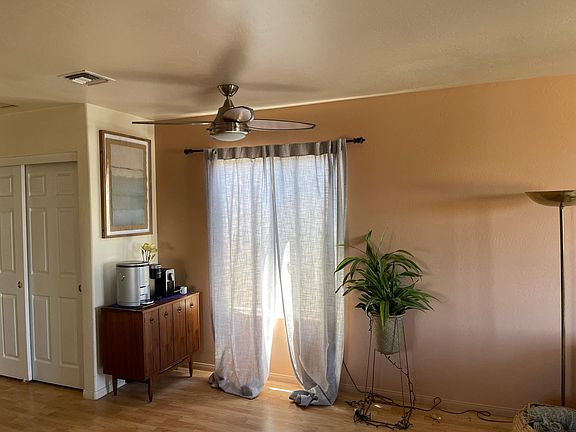 3rd image of 5021 Niagara Ave