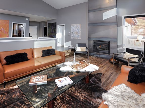 3rd image of 5161 Longsun Ln #A