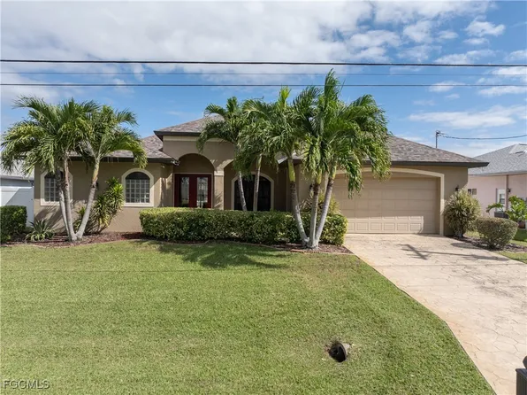 2213 SE 17th Pl, Cape Coral, FL 33990