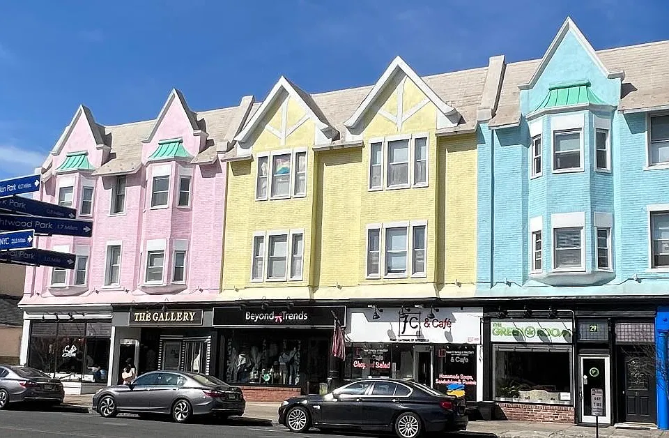 19 Elm St #19B
