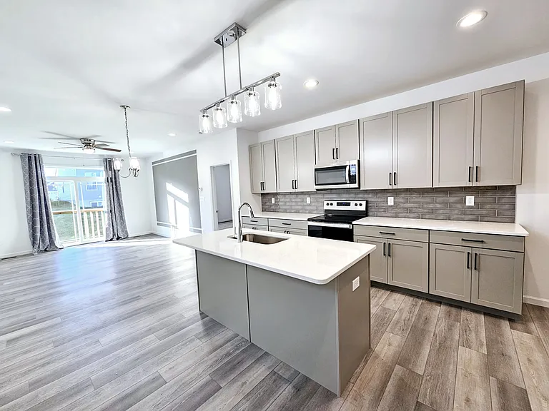 9039 Camino Trl — Photo 4