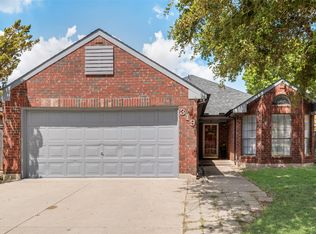 319 Sierra Way, Cedar Hill, TX 75104