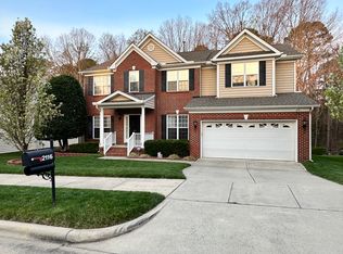 2116 Roland Glen Rd, Cary, NC 27519