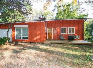 5210 W 77th Ter, Prairie Village, KS 66208