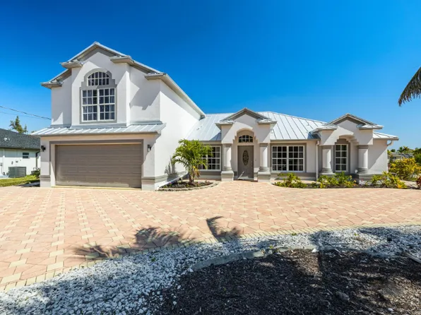 2211 Surfside Blvd, Cape Coral, FL 33991