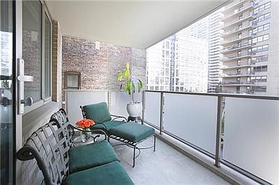 3rd image of 315 W 70th St APT 5C