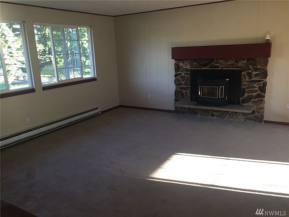 2nd image of 2836 N Bristol St