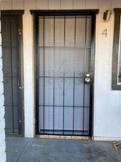 1st image of 311 S 2nd St APT 4