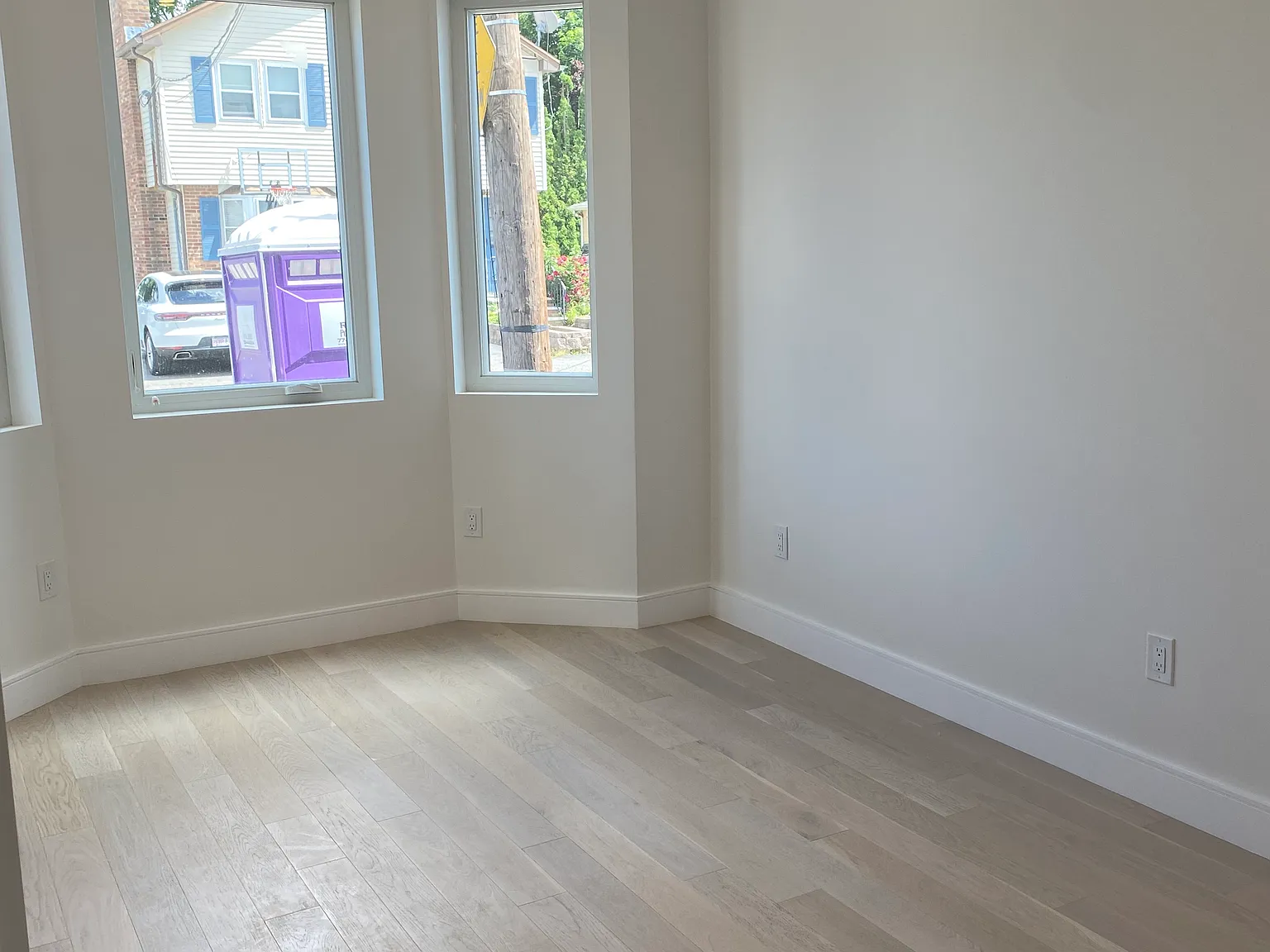 2 bed, 1009 sqft, $4,000 — Photo 2