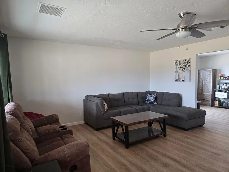 5363 Weiman Ave — Photo 4