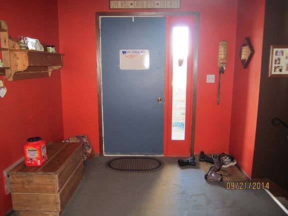 2nd image of 607 10th Ave W