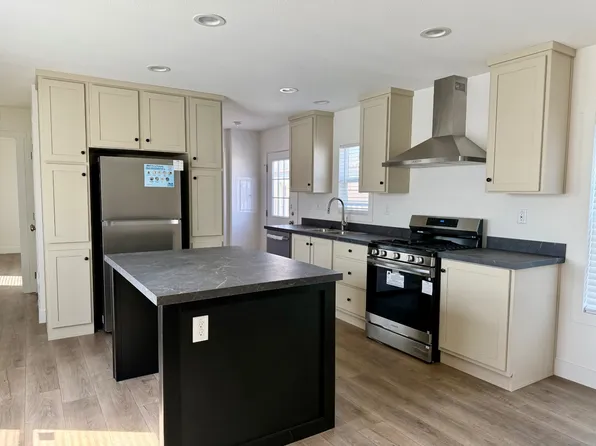 212 S 2nd St S, El Cajon, CA 92019