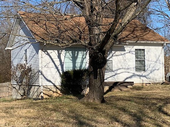 2nd image of 1107 Woodard St