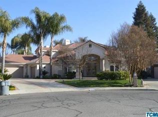 5712 W Cherry Ct, Visalia, CA 93277