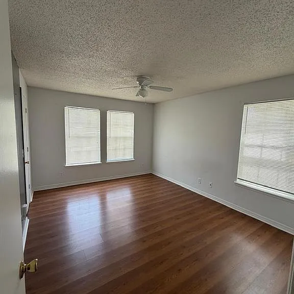 6016 Westgate Dr #201 — Photo 36