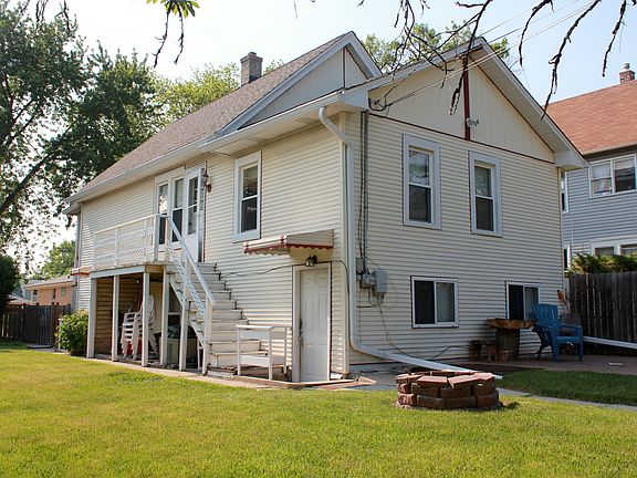 3rd image of 1957 Pine St