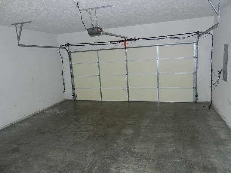 707 Savannah Ave — Photo 14